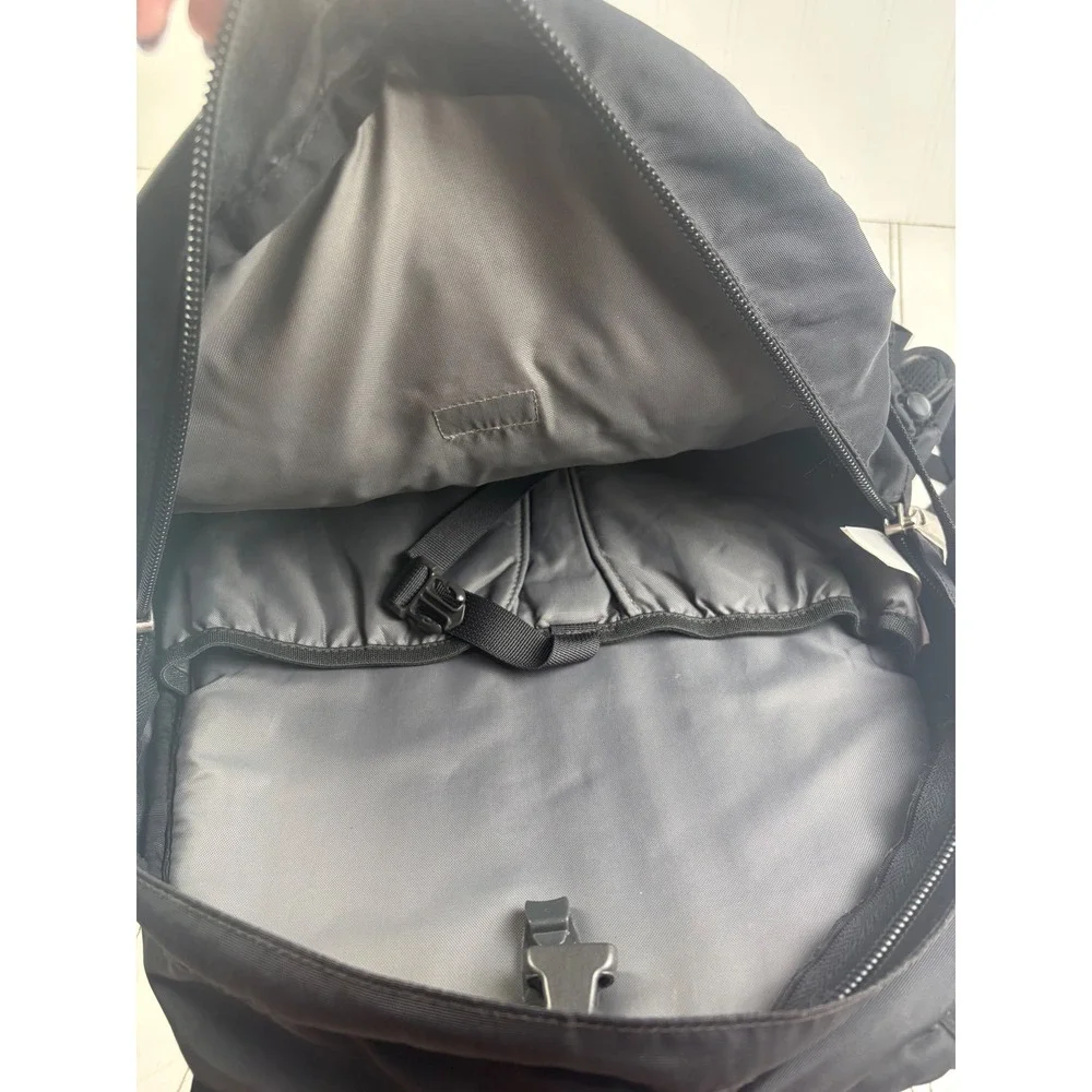 The North Face Recon Black Laptop Bag Hiking Daypack Backpack Unisex